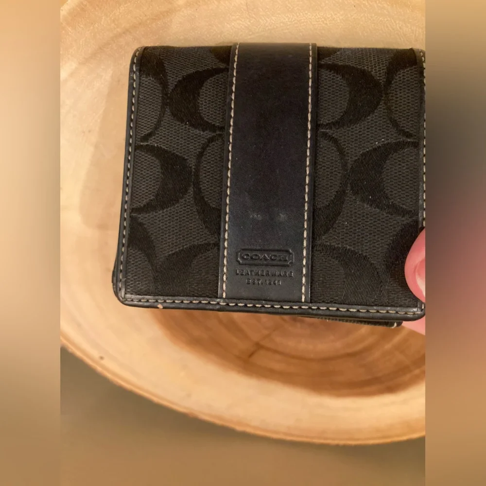 Coach Leatherware‎ Est. 1941 Signature Canvas Black Bifold Wallet W/Leather Trim